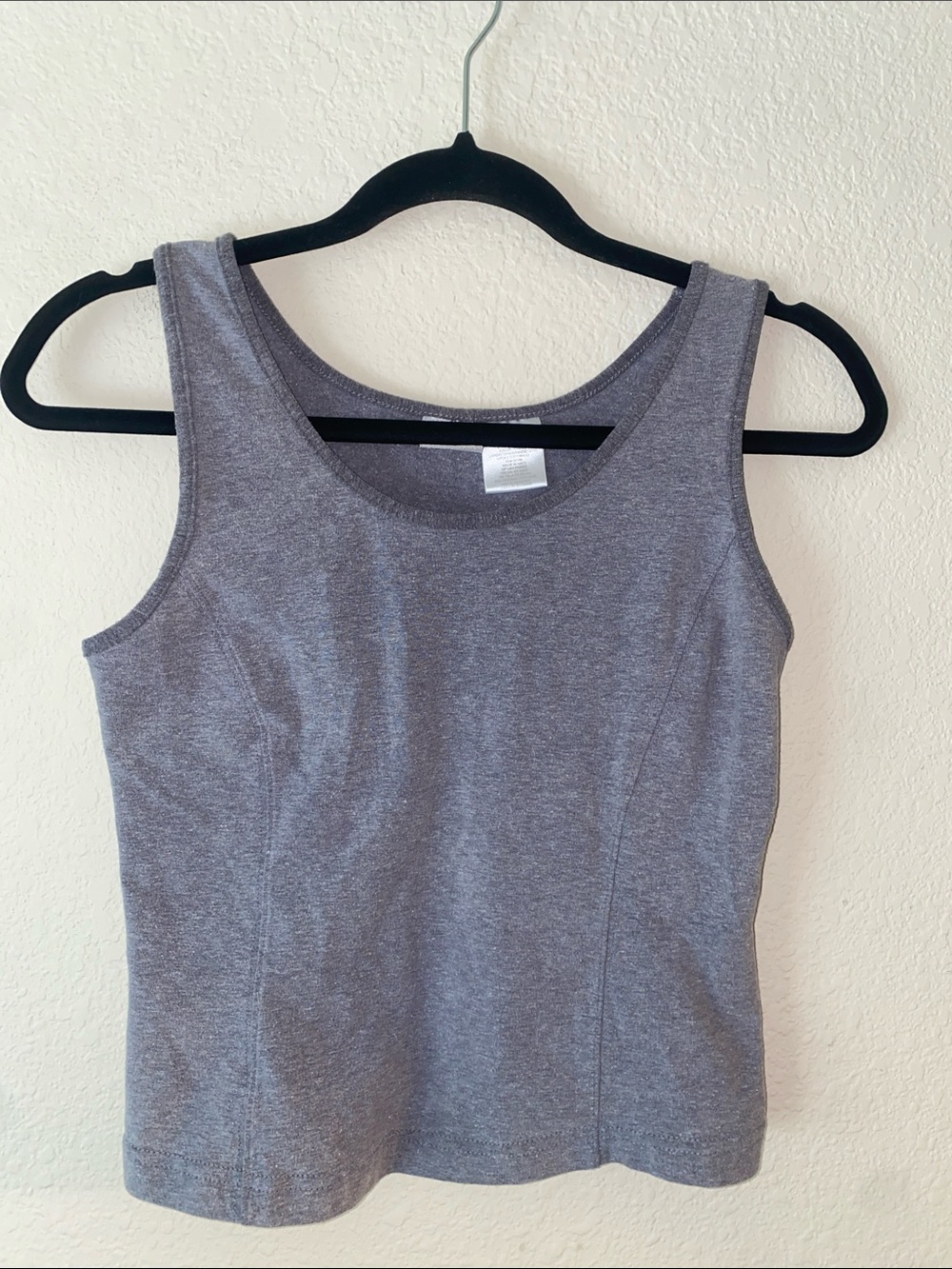 🎈Adorable Grey Workout tank top!